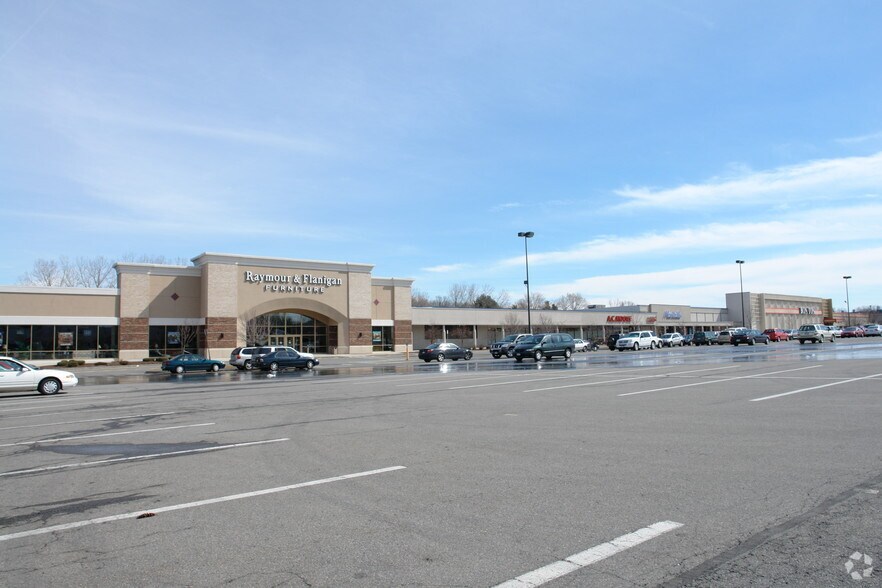 More Photos Of 873 New Loudon Rd, Latham Unknown For Lease