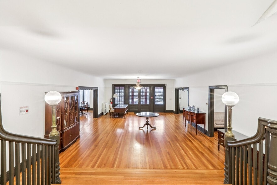 More Photos Of 375 Fairmount Ave, Jersey City Religious Facility For Sale