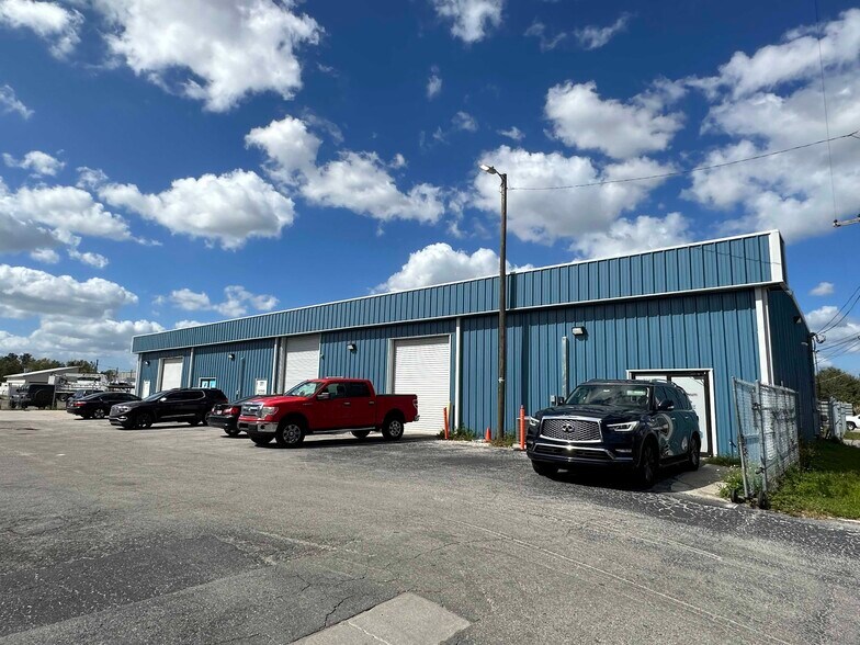 More Photos Of 4808 N Manhattan Ave, Tampa Warehouse For Lease
