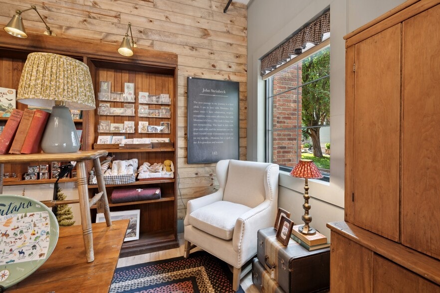 More Photos Of 325 Central Ave, Whitefish Storefront Retail Office For Sale