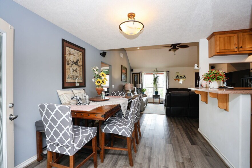 More Photos Of 10191 Bonner Rd, Pattison Specialty For Sale