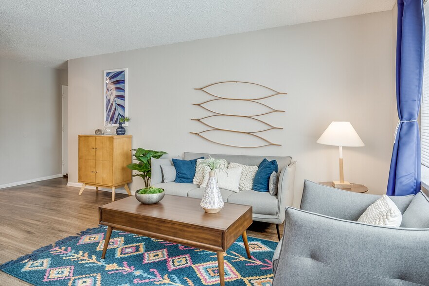 More Photos Of 175 W Belleview Ave, Englewood Apartments For Sale