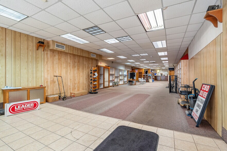 More Photos Of 32 N Main St, Pittston Storefront Retail Office For Lease