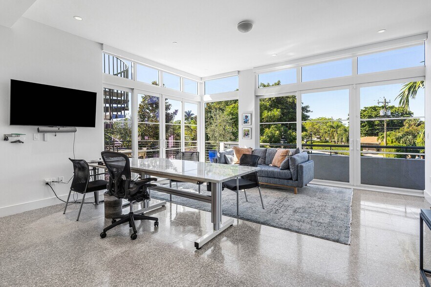 More Photos Of 226 Palm Ct, Delray Beach Medical For Sale