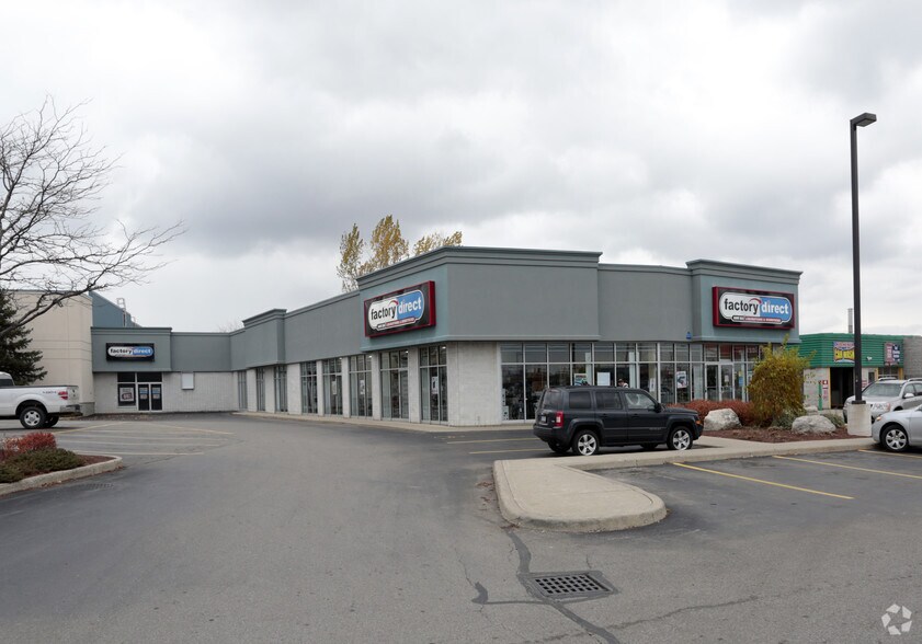 More Photos Of 1138 Victoria St N, Kitchener Storefront For Lease