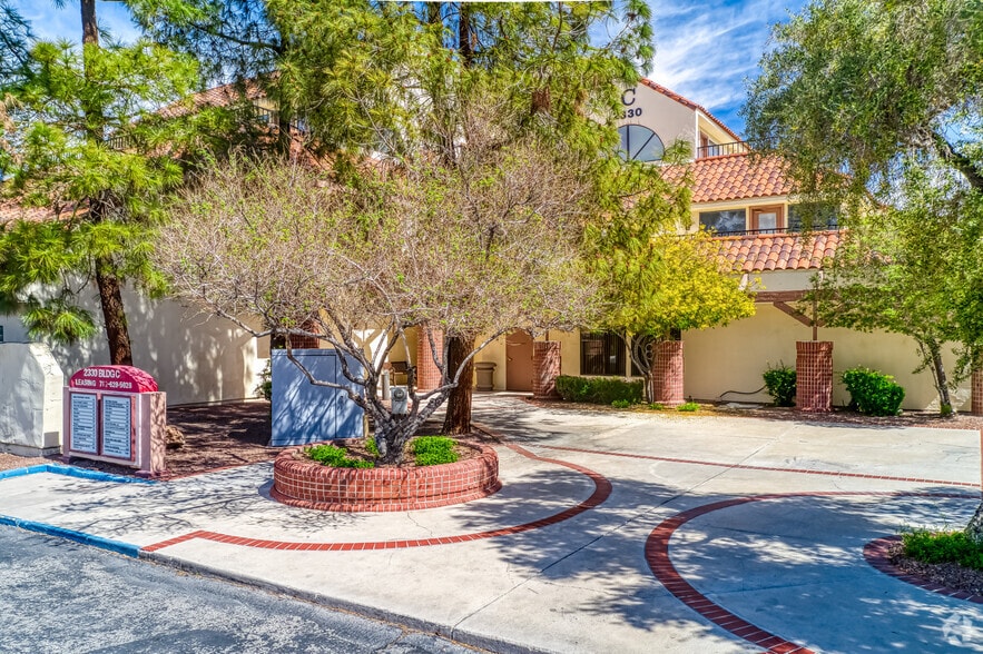 More Photos Of 2310 Paseo Del Prado, Las Vegas Unknown For Lease