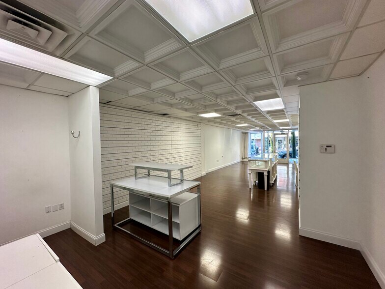 More Photos Of 106 W State St, Kennett Square Storefront Retail Office For Lease