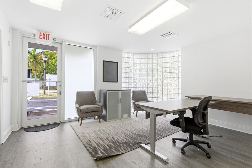 More Photos Of 611 NE 13th St, Fort Lauderdale Loft Creative Space For Lease