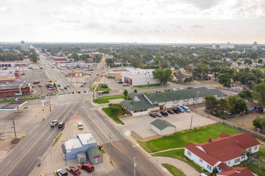 More Photos Of 1202 W Kansas Ave, Garden City Hotel For Sale