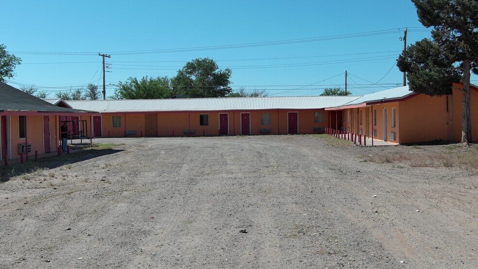 More Photos Of 239 TX-302, Kermit Hotel For Sale