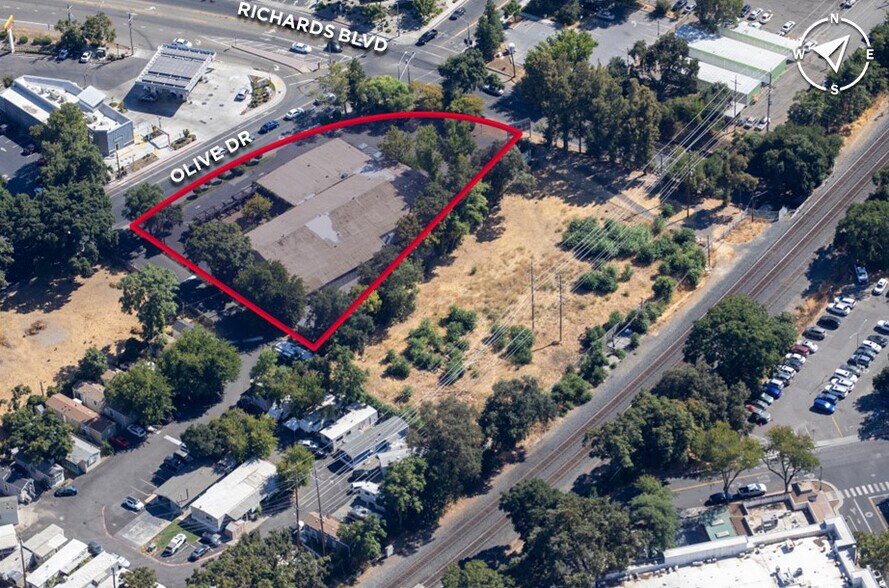 More Photos Of 1015 Olive Dr, Davis Freestanding For Lease