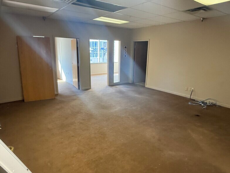 More Photos Of 208-210 Grant St, Pittsburgh Medical For Lease