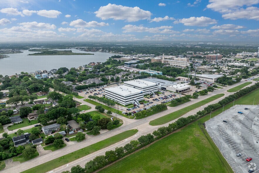 More Photos Of 2450 NASA Pky, Houston Office For Lease