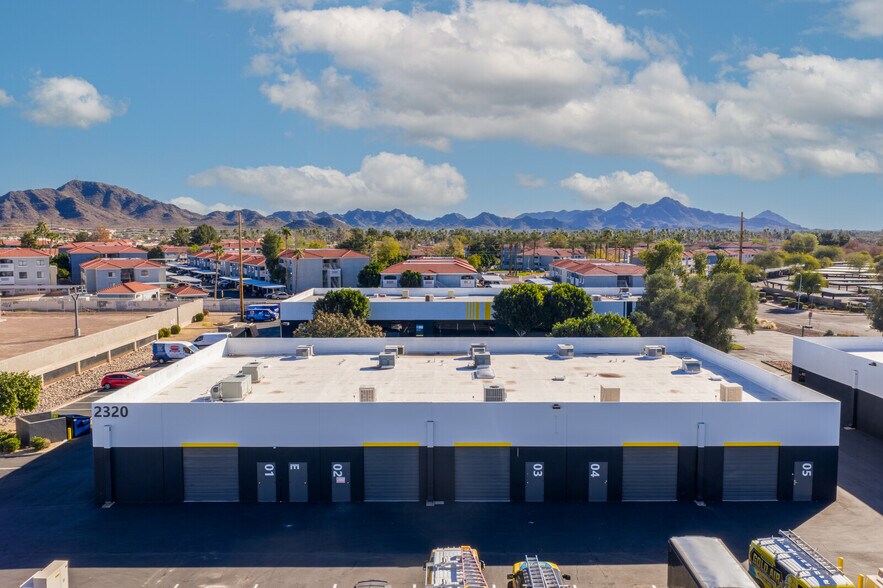 More Photos Of 2320 W Mission Ln, Phoenix Unknown For Lease