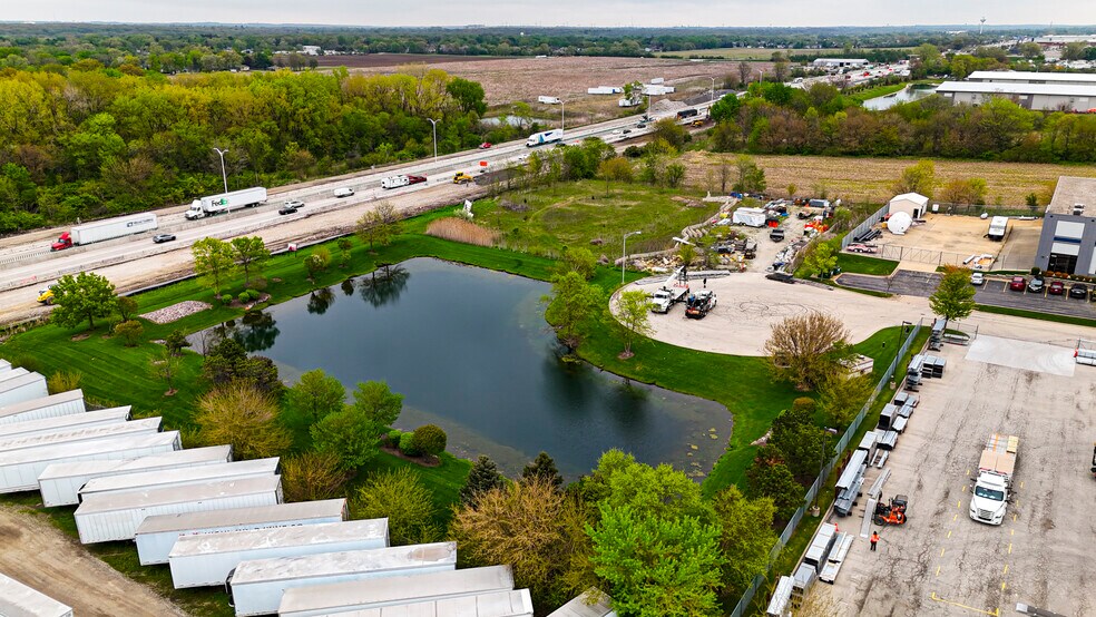 More Photos Of 17250 New Lenox Rd, Joliet Warehouse For Lease