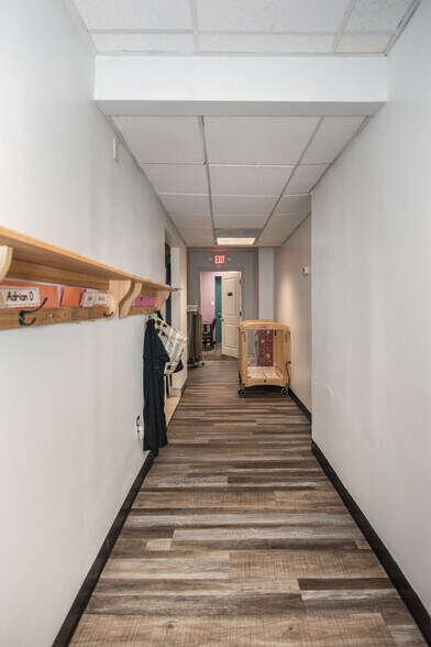 More Photos Of 6044-6052 Castor Ave, Philadelphia Medical For Sale