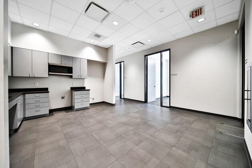 More Photos Of 5939 Albert Dr, Humble Light Distribution For Sale