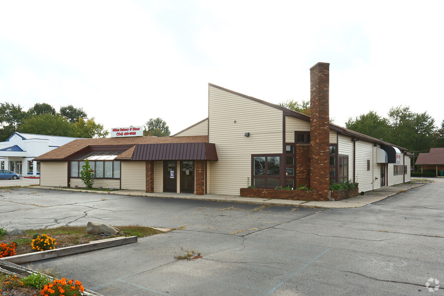 Primary Photo Of 1035 Dexter Ave, Milan Freestanding For Lease