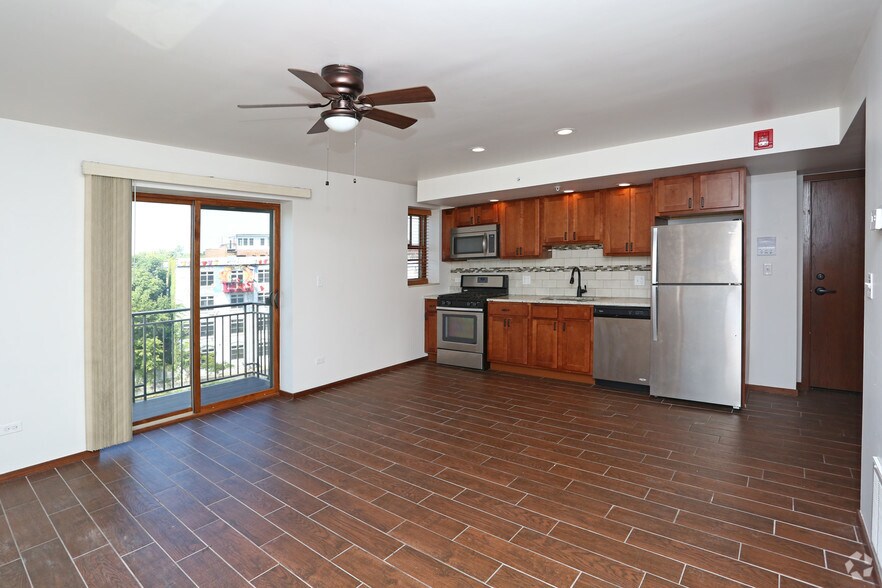 More Photos Of 7 S Stolp Ave, Aurora Apartments For Lease