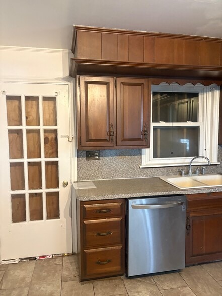 More Photos Of 2630 Lincoln E hwy, Ronks Multifamily For Lease