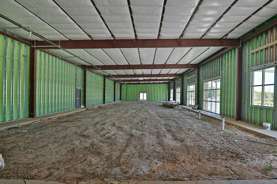 More Photos Of 7465 Blackmon Ln, Columbus Freestanding For Lease