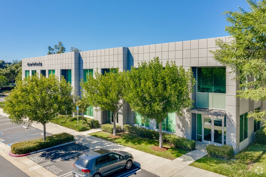 More Photos Of 16190-16220 Scientific Way, Irvine Warehouse For Lease