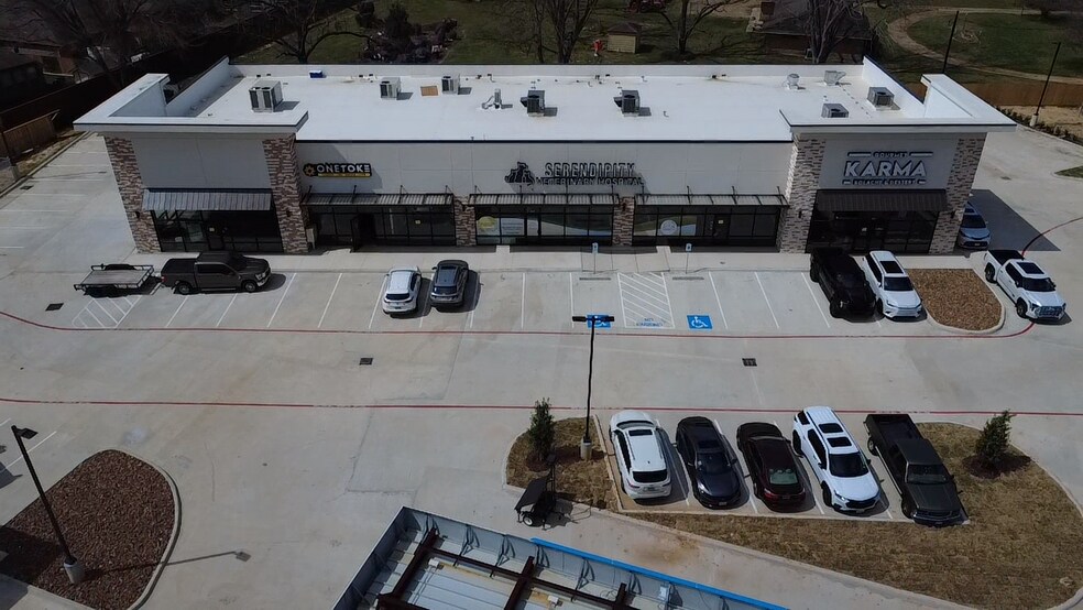 Primary Photo Of 21941 Rosehill Reserve Dr, Tomball General Retail For Lease