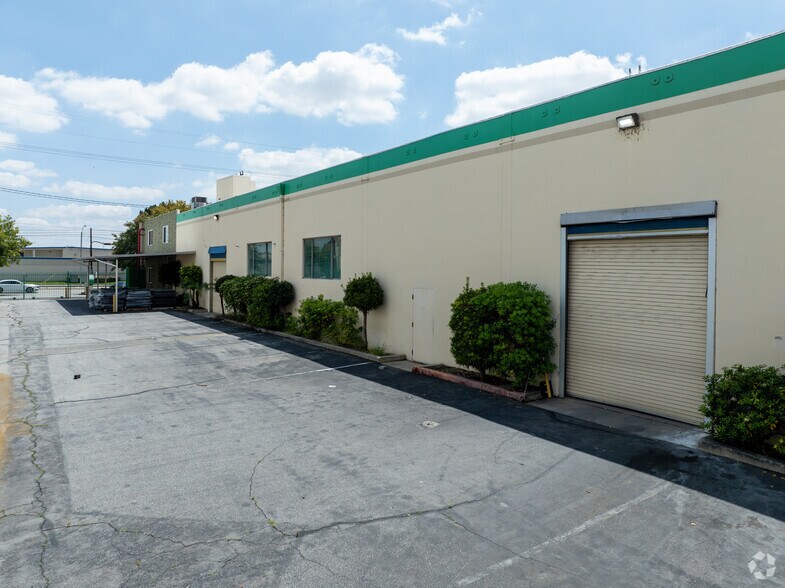 More Photos Of 5623 N Peck Rd, Arcadia Warehouse For Sale