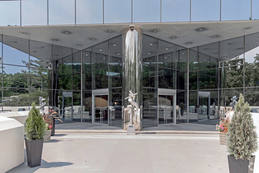 More Photos Of 500 Mamaroneck Ave, Harrison Office For Sale