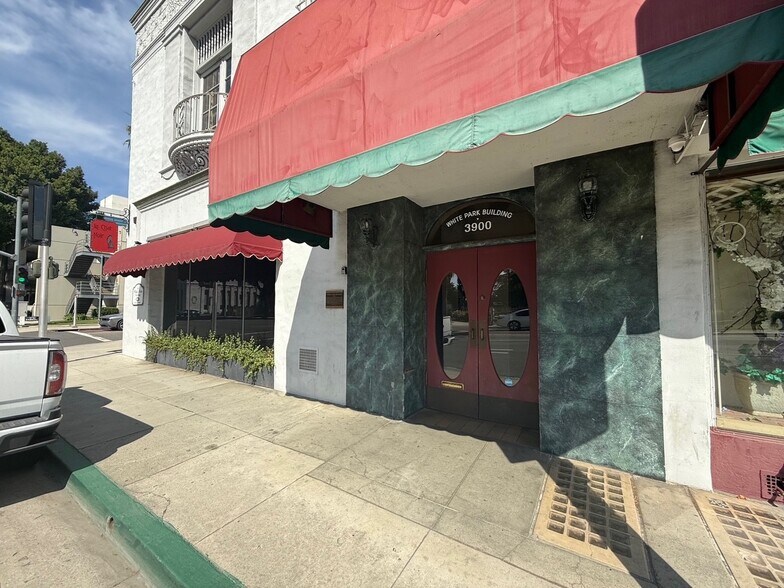 More Photos Of 3900 Market St, Riverside Storefront Retail Office For Lease