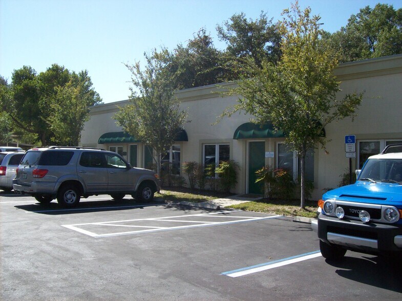 Primary Photo Of 5001 S Macdill Ave, Tampa Flex For Sale