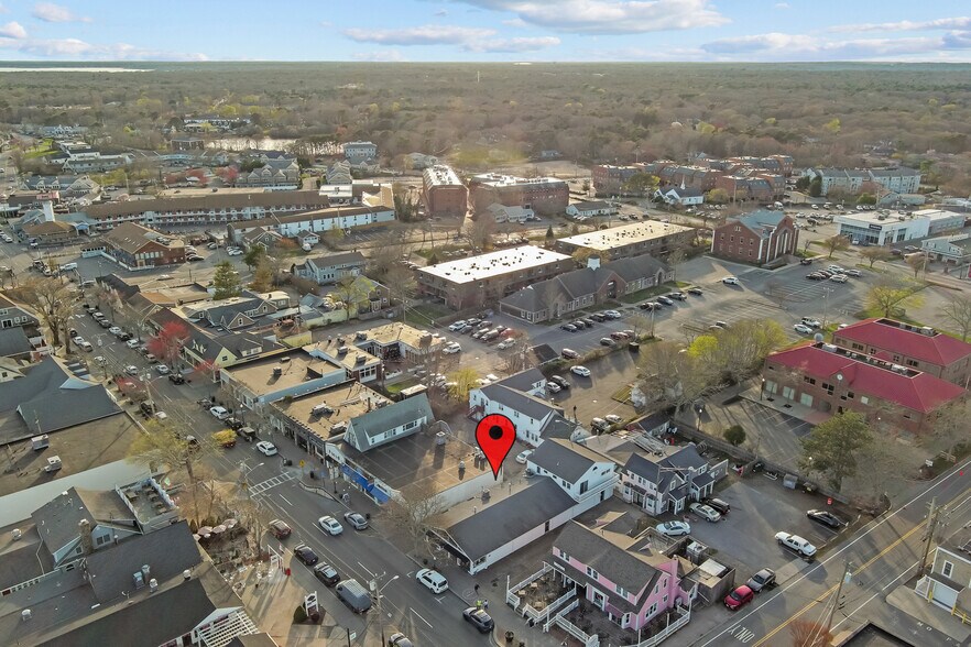 More Photos Of 574 Main St, Hyannis Storefront Retail Residential For Sale