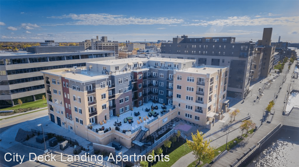 More Photos Of 401 N Washington St, Green Bay Apartments For Sale