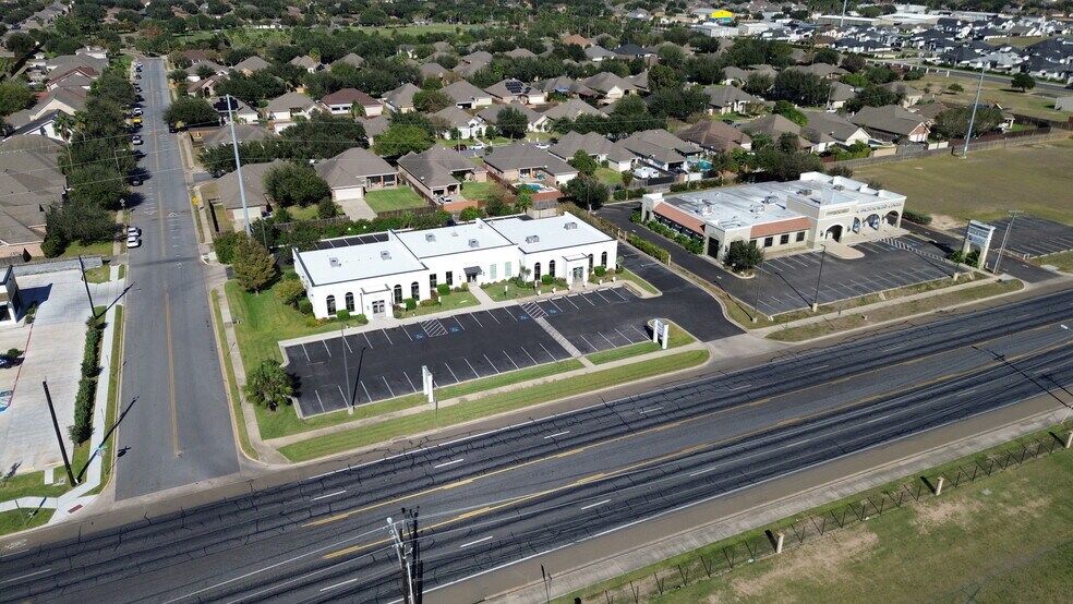 More Photos Of 3220 Buddy Owens Ave, McAllen Medical For Lease
