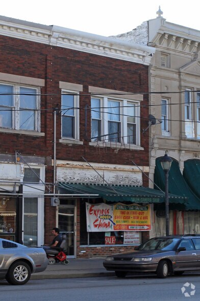 Primary Photo Of 106 S Main St, Salem Storefront Retail Residential For Sale