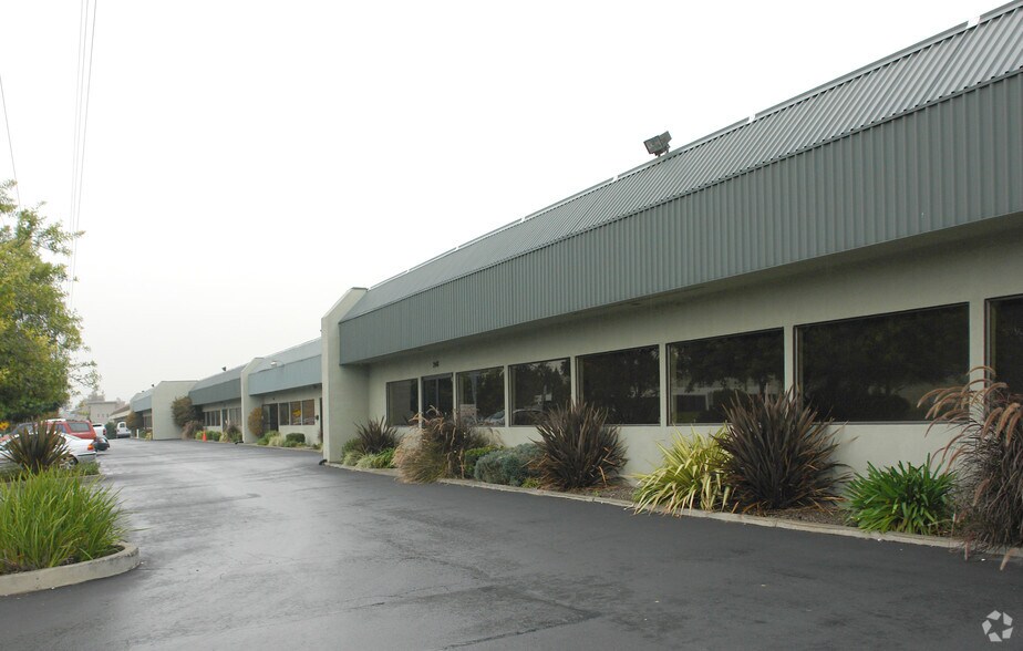 More Photos Of 232-250 S Hillview Dr, Milpitas Warehouse For Lease
