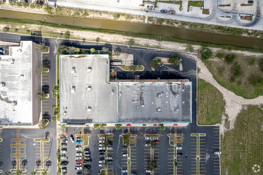 More Photos Of 3000 Pablo Kisel Blvd, Brownsville Unknown For Lease