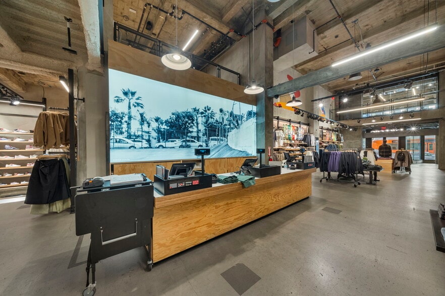 More Photos Of 808 S Broadway, Los Angeles Office For Lease
