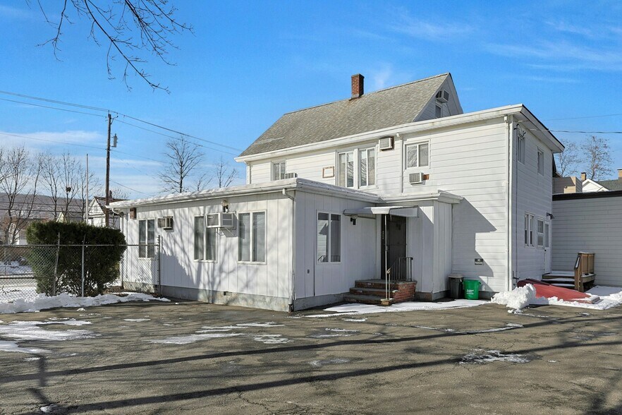 More Photos Of 162 Orange Ave, Suffern Office Residential For Sale
