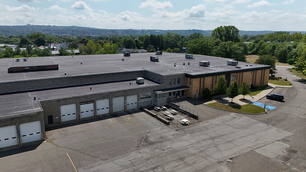 More Photos Of 21 Elm St, Watervliet Manufacturing For Sale