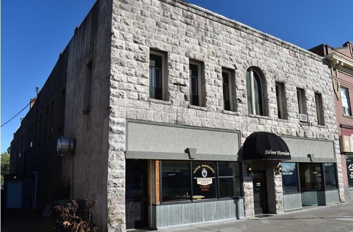 More Photos Of 22 N Bridge St, Saint Anthony Storefront Retail Residential For Sale