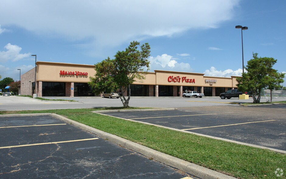 Primary Photo Of 3501 Chateau Blvd, Kenner Freestanding For Lease