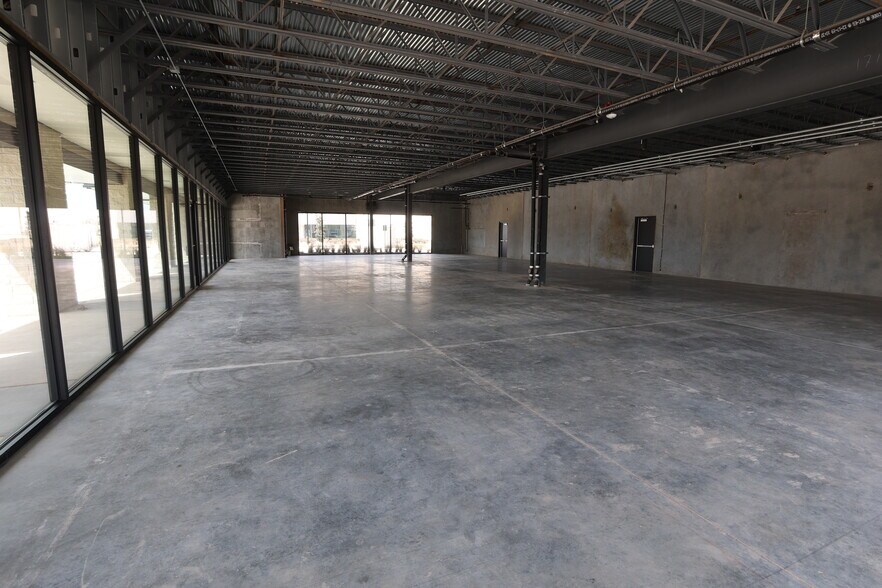 More Photos Of 18806 Noble Seven Ln, Sugar Land Storefront Retail Office For Lease