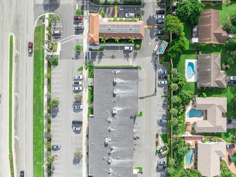 More Photos Of 11300-11354 Wiles Rd, Coral Springs General Retail For Lease