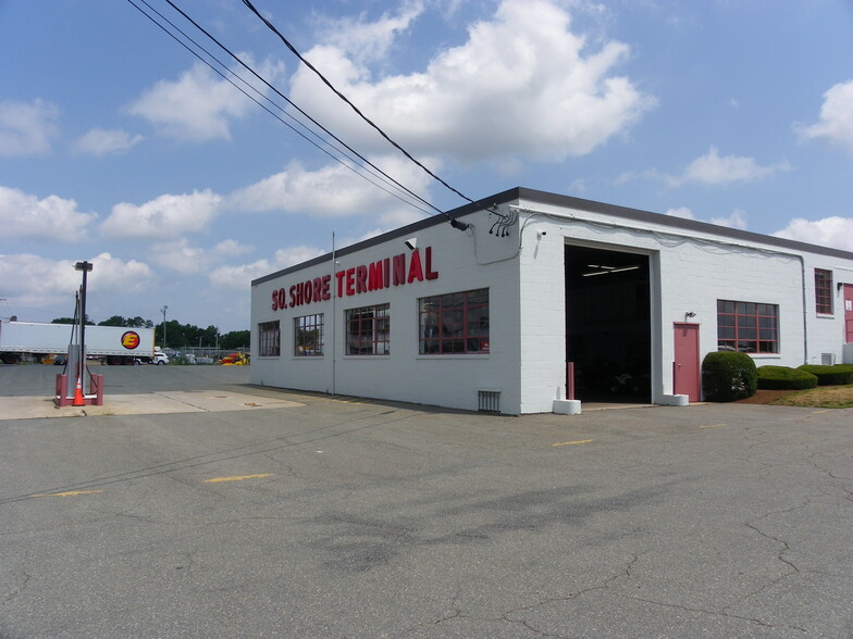 Primary Photo Of 1431 Bedford St, Abington Truck Terminal For Lease