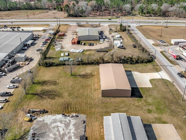 More Photos Of 1807 Webber Lufkin TX 75904 st, Lufkin Warehouse For Lease