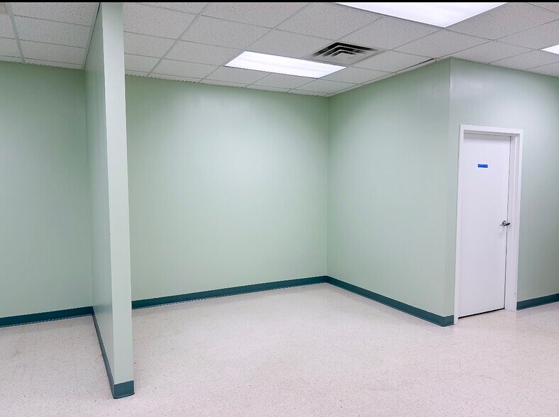 More Photos Of 2025 SW 75th St, Gainesville Medical For Lease