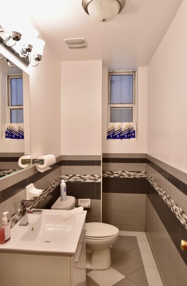 More Photos Of 990 Gerard Ave, Bronx Apartments For Lease