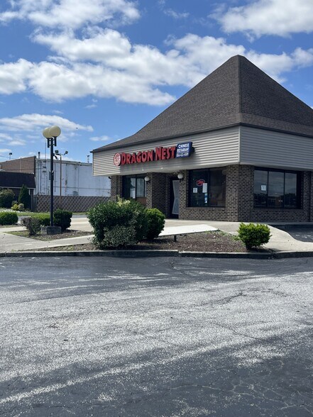 More Photos Of 185 W Cohawkin Rd, Clarksboro Restaurant For Lease