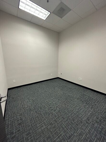More Photos Of 1221 Bower Pky, Columbia Office Residential For Lease